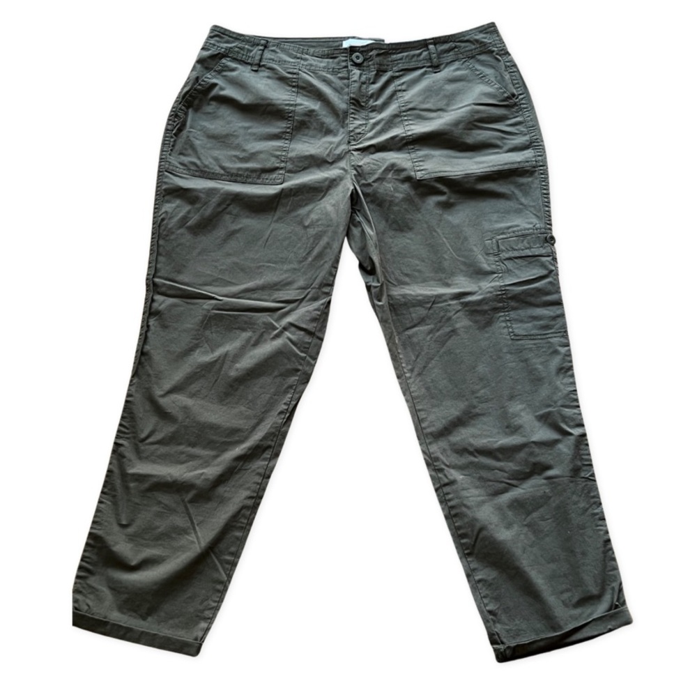 Liz Claiborne Cargos NWT